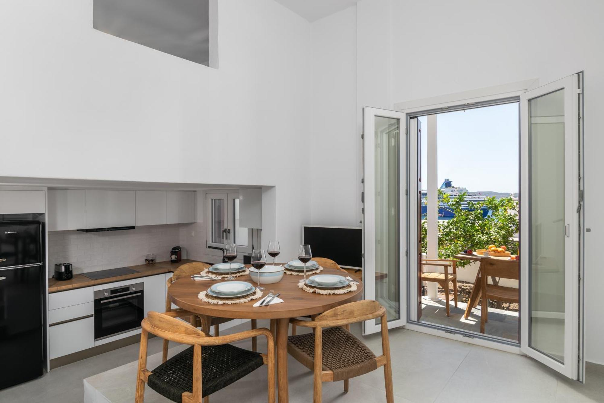 Vitalis Residences - Haven Suites Adamantas  Exterior foto